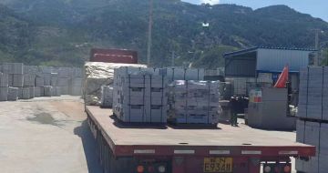 黄冈 芝麻白仿形路沿石，直形路沿石