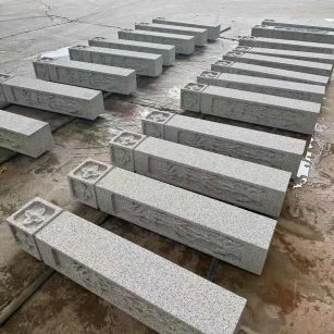 黄冈 白麻方柱雕花防水