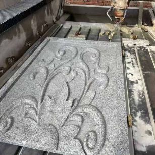 黄冈 白麻别墅干挂雕花板