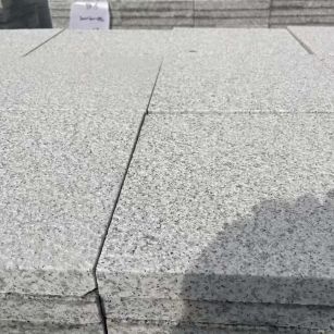 黄冈 白麻花岗岩石材推荐 荔枝面地铺石