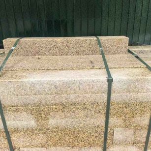 黄冈 黄金麻花岗岩石材机切面栏杆料半成品