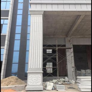 黄冈 芝麻白光面花岗岩门楼大柱（罗马柱）配雕花底座