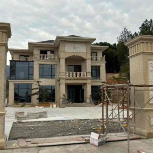 黄冈 黄金麻花岗岩别墅雕花外墙干挂配上门口雕花罗马柱