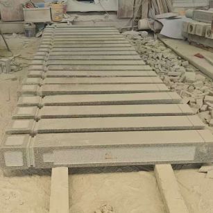 黄冈 芝麻白异形加工雕刻-栏杆大柱，方柱