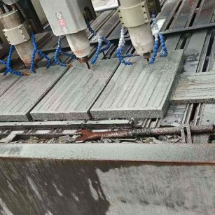 黄冈 芝麻白花岗岩荔枝面盲道雕刻