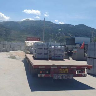 黄冈 芝麻白仿形路沿石，直形路沿石