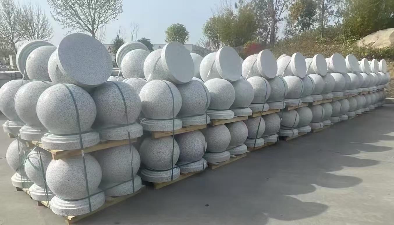 黄冈 白麻花岗岩石材圆球，石球，挡车球，隔离球，景观石球，风水球等