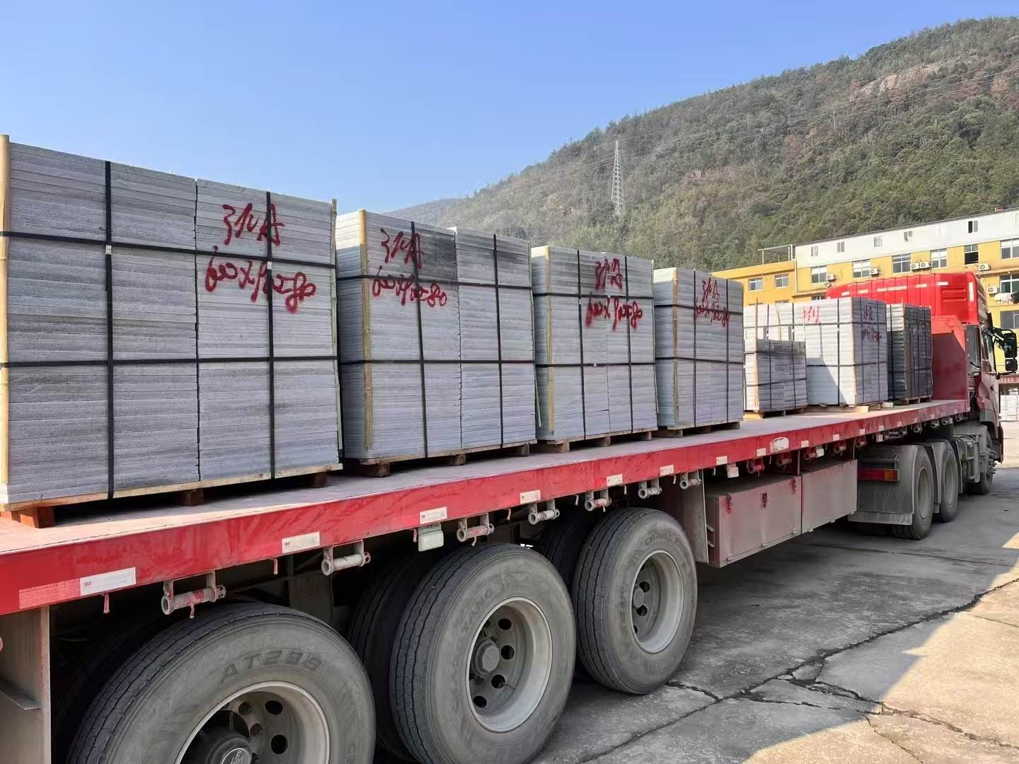 黄冈 芝麻灰地铺石出货日常