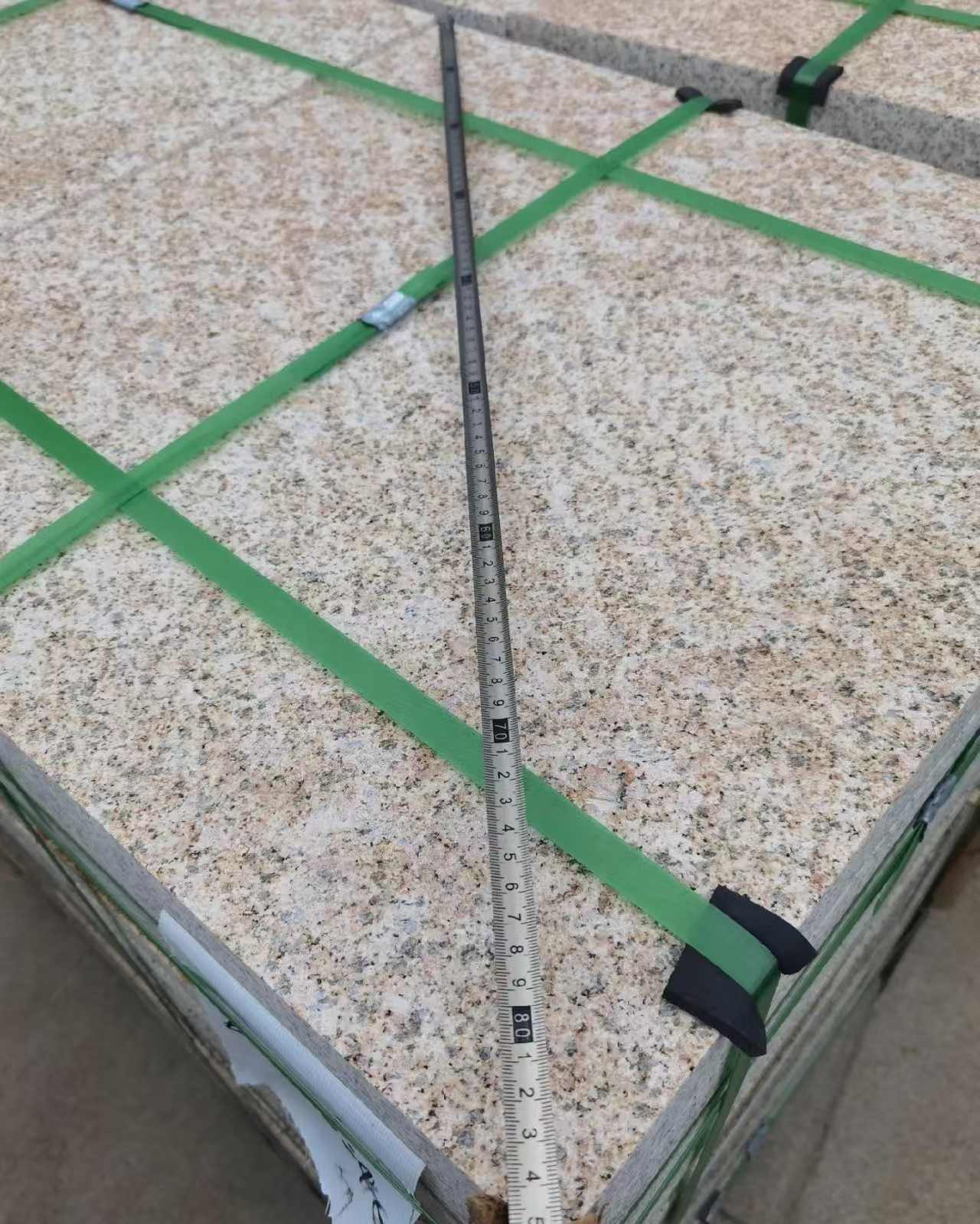 黄冈 黄金麻火烧面地铺石