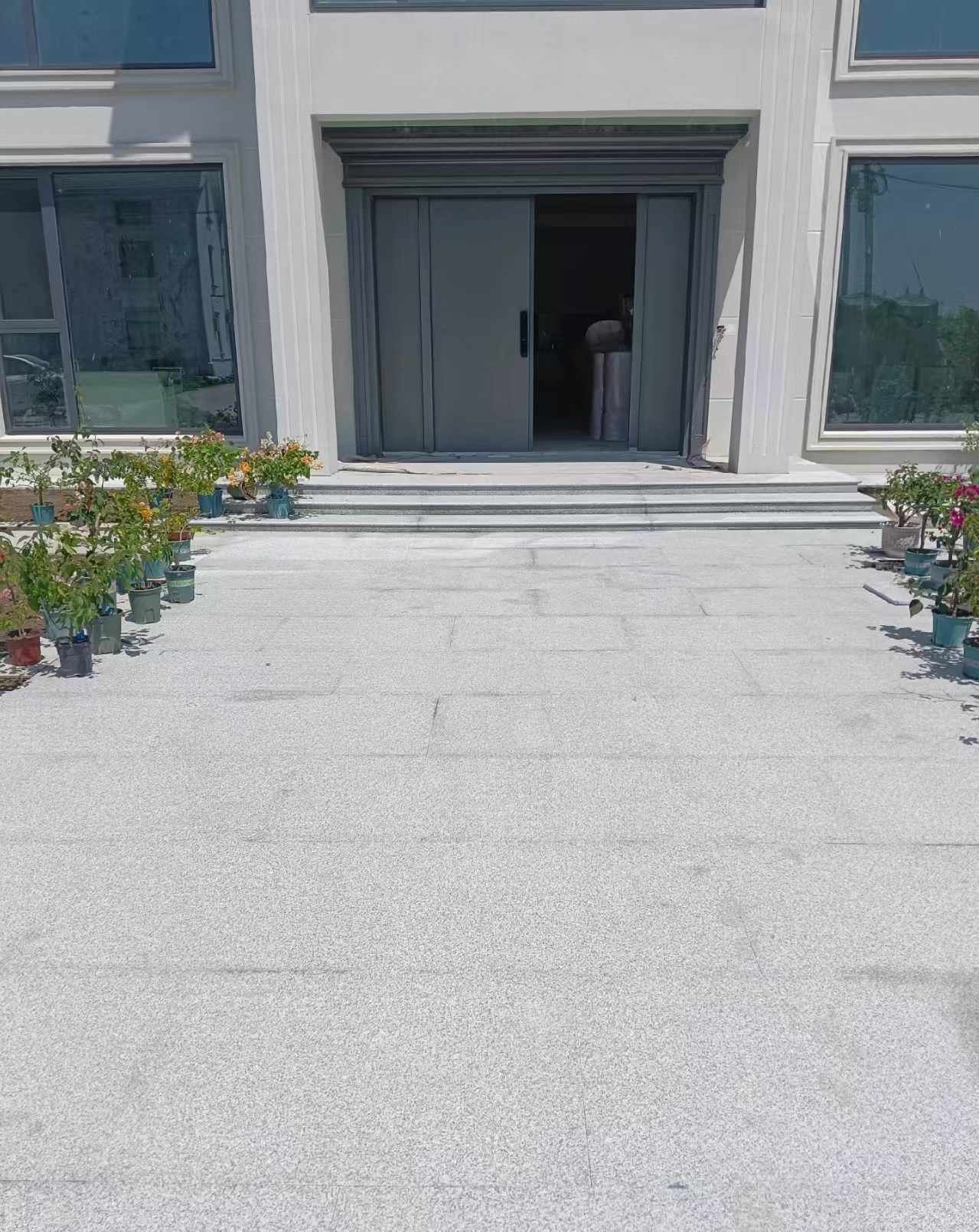 黄冈 芝麻白花岗岩地铺石地面铺装