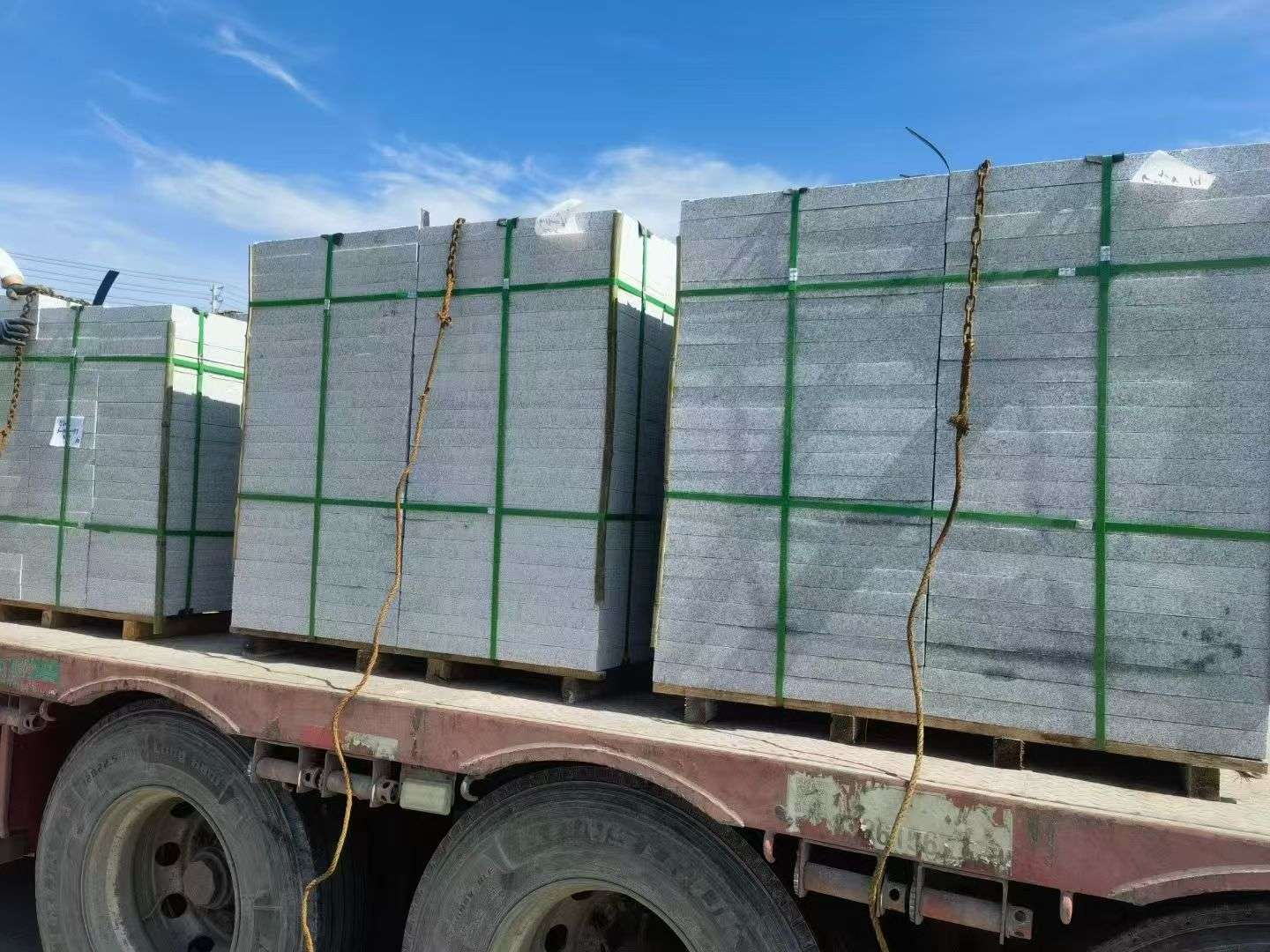 黄冈 芝麻白花岗岩地铺石装车日常