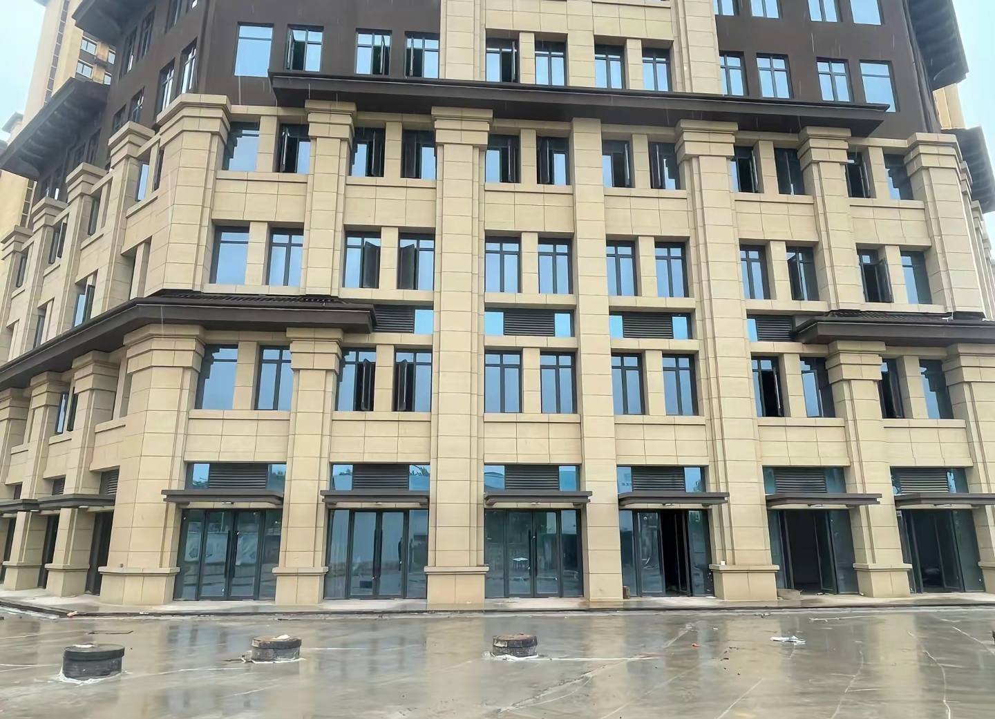 黄冈 黄金麻花岗岩荔枝面小区外墙干挂