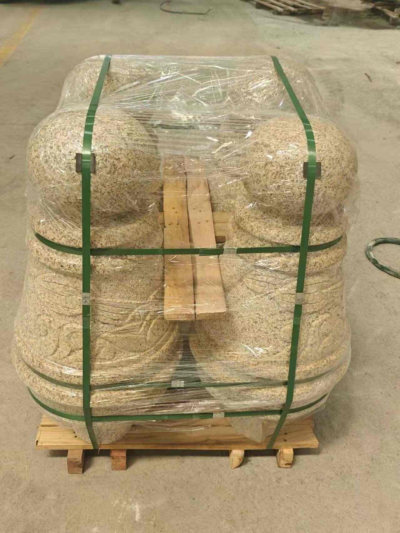 黄冈 黄金麻异形定制雕花——棒棒糖挡车柱