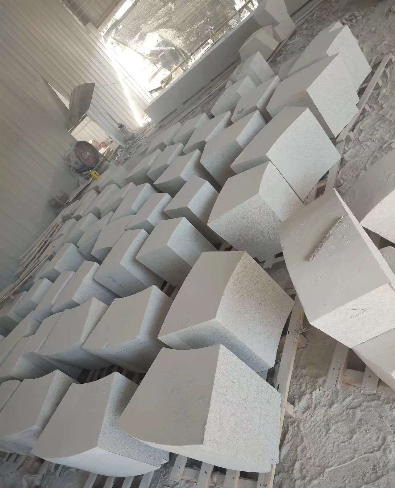 黄冈 白麻花岗岩异形坐凳