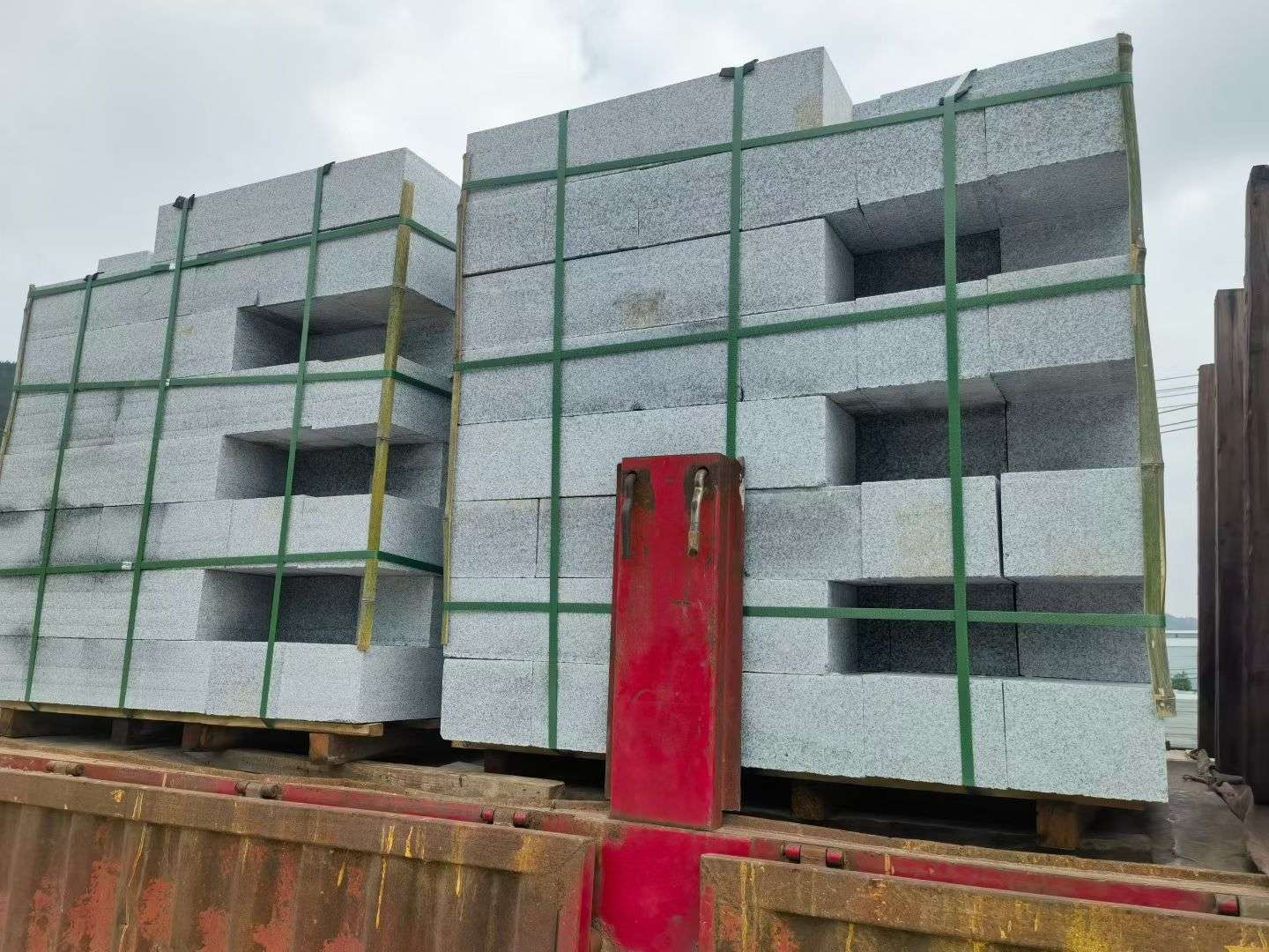 黄冈 芝麻白花岗岩路沿石，平石，路侧石，马路牙子，路缘石，立缘石，平缘石等