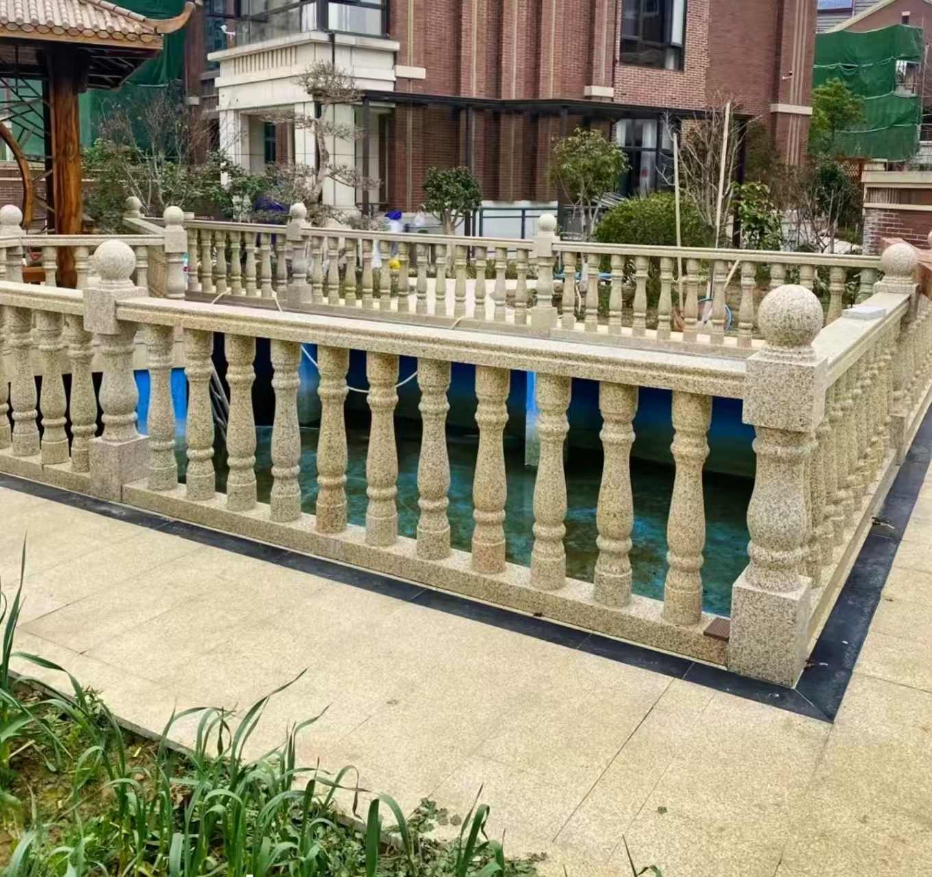 黄冈黄金麻花岗岩石材栏杆，扶手，将军柱，花瓶柱