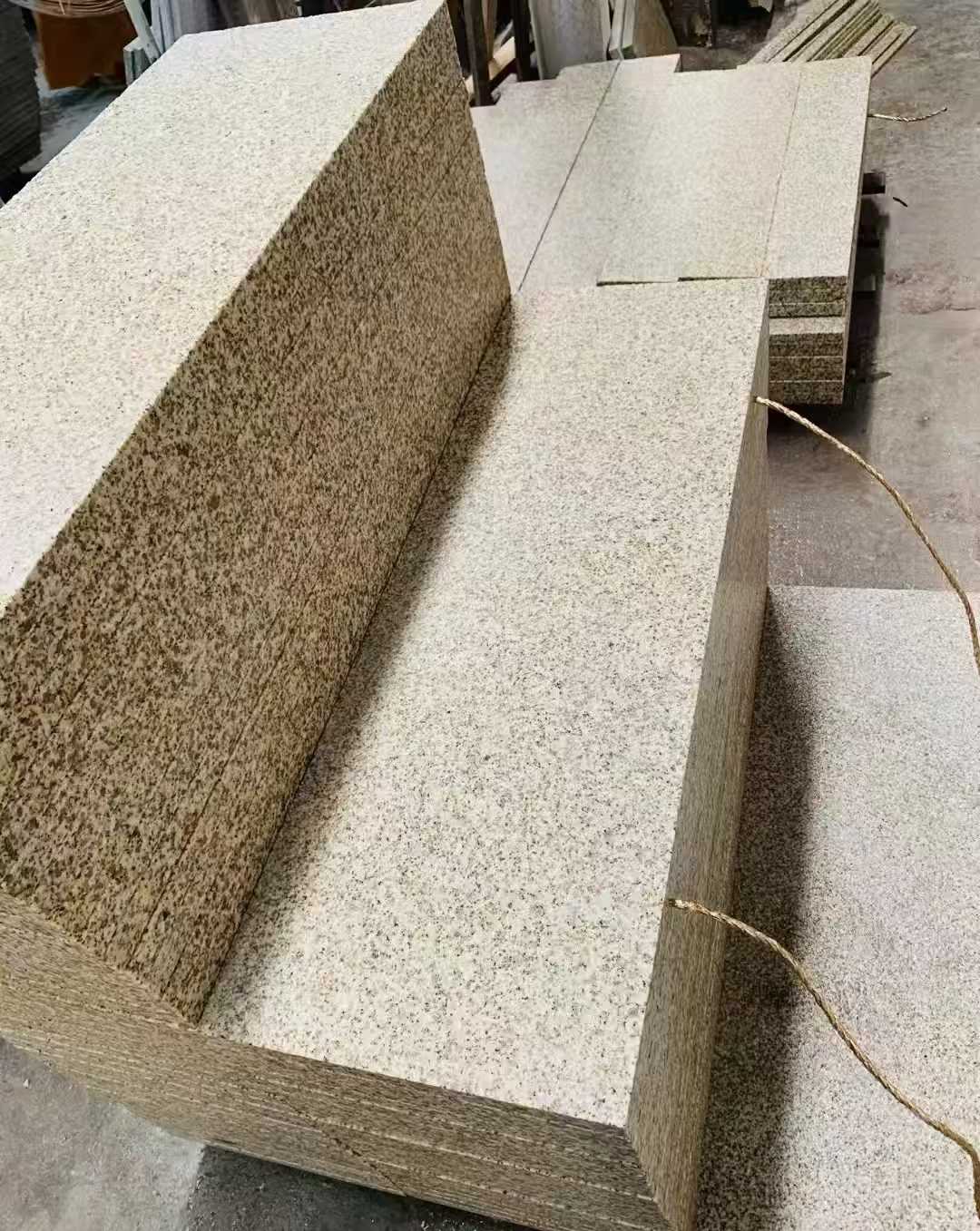 黄冈 黄金麻荔枝面外墙干挂成品