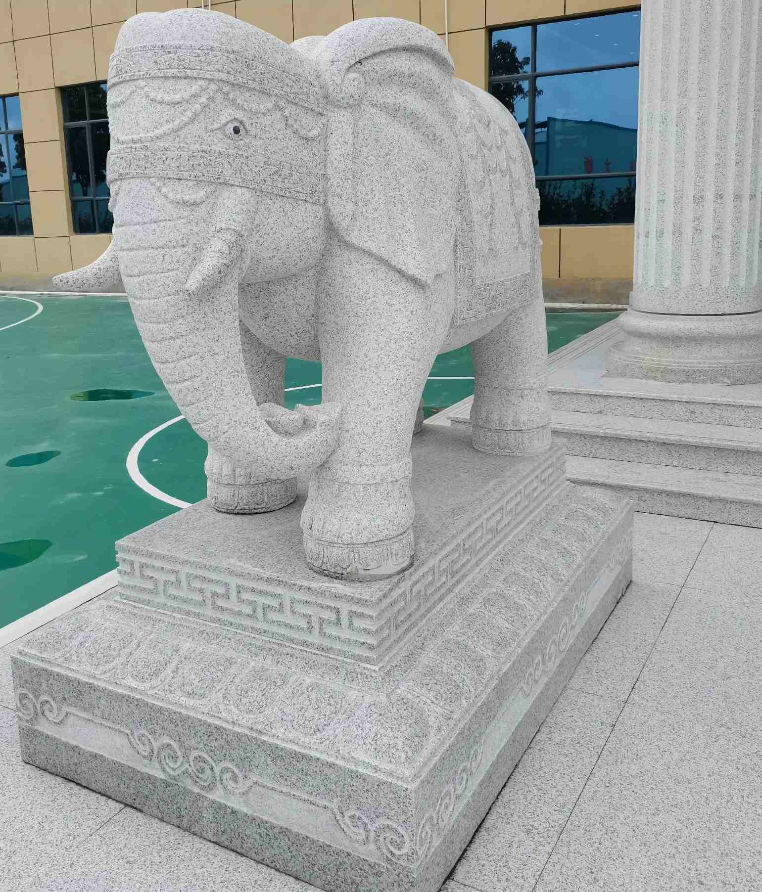 黄冈 白麻花岗岩动物异形石雕-大象